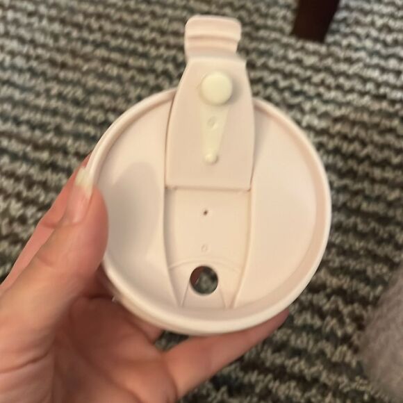 Kate Spade Pink Heart Knot Insulated 16oz Tumbler Cup BPA Free - Picture 6 of 8